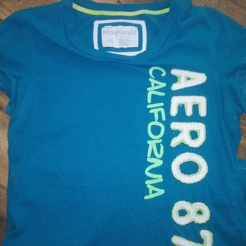 Large Aeropostale Tshirt